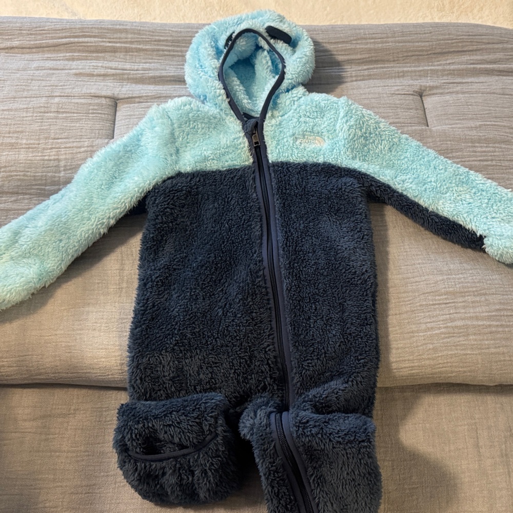 The North Face Infant Fleece Bunting in Light Blue and Navy